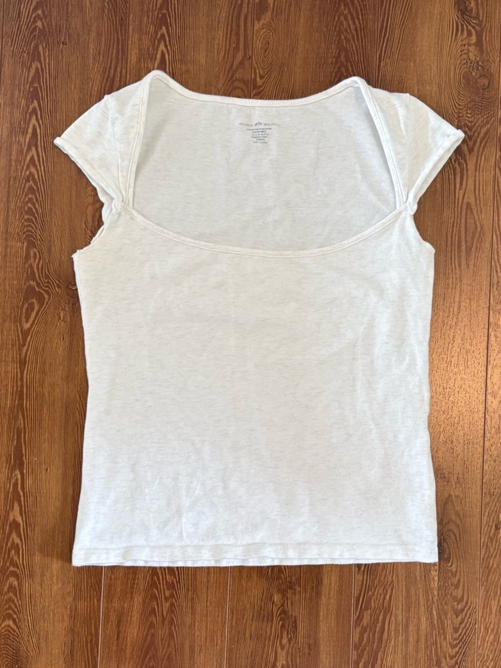 Brandy Melville White Scoop Neck Cap Sleeve Tank
